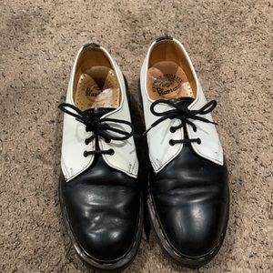 RARE Women’s Dr Martens Vintage Size 8. RARE